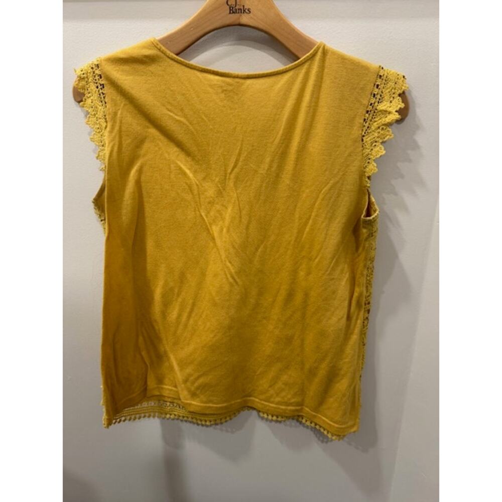 Forgotten Grace Tank Top - Picture 2 of 2